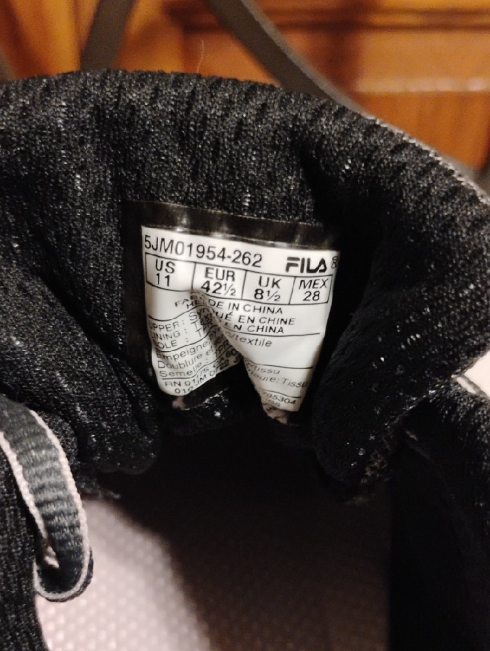 Women’s Fila At Peake Outdoor Sneakers Size 11 | Like New in Box - Picture 5 of 10